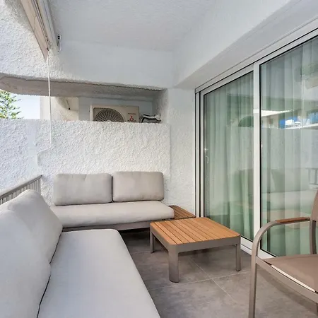 By Riva - Designer 1 Bedroom In The Centre Of Marbella